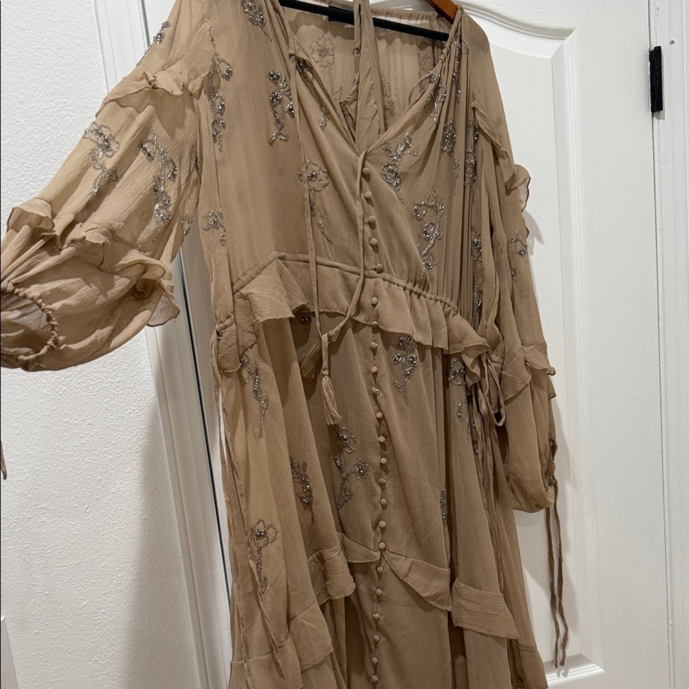 ASOS design maternity Elegant Beige Embroidered Dress. NWT